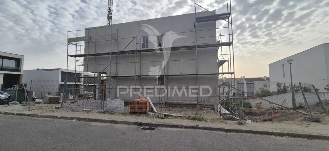 Apartamento T3 para Venda em Soutelo Foto 2