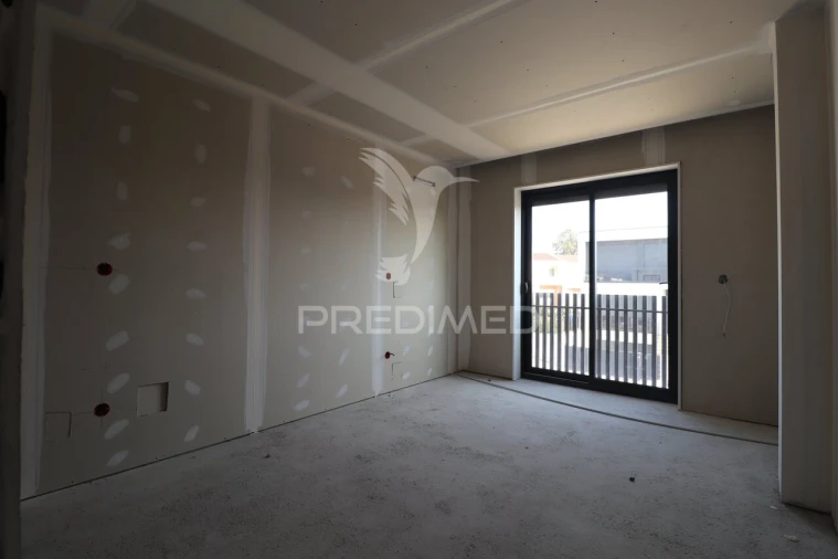 Apartamento T3 para Venda em Soutelo Foto 29