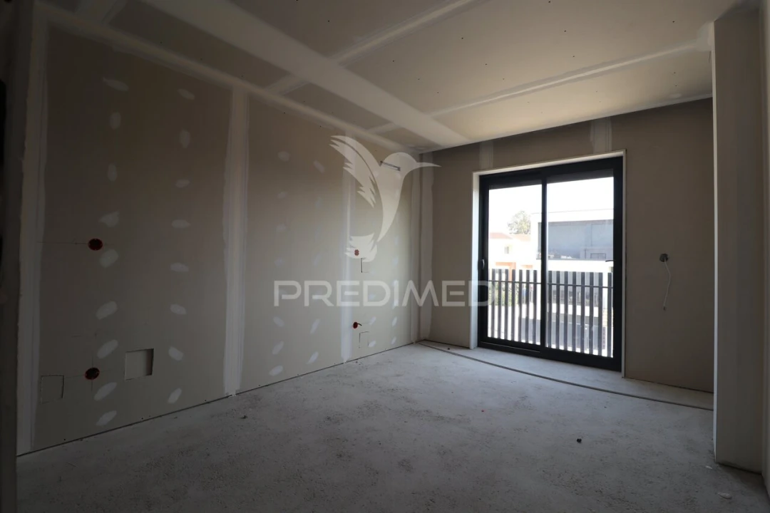 Apartamento T3 para Venda em Soutelo Foto 6