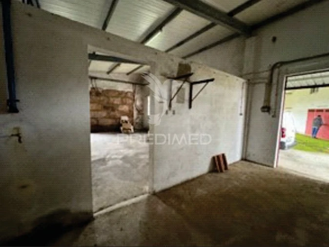 Quinta T9 para Venda em Barbeita Foto 18