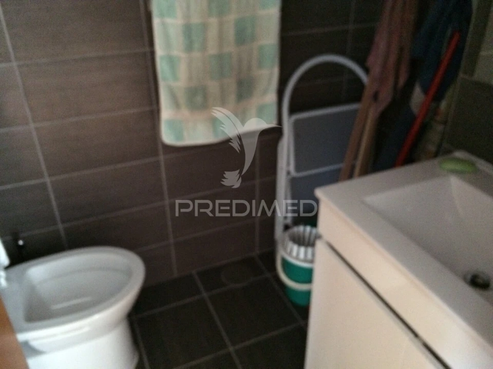 Quinta T9 para Venda em Barbeita Foto 9