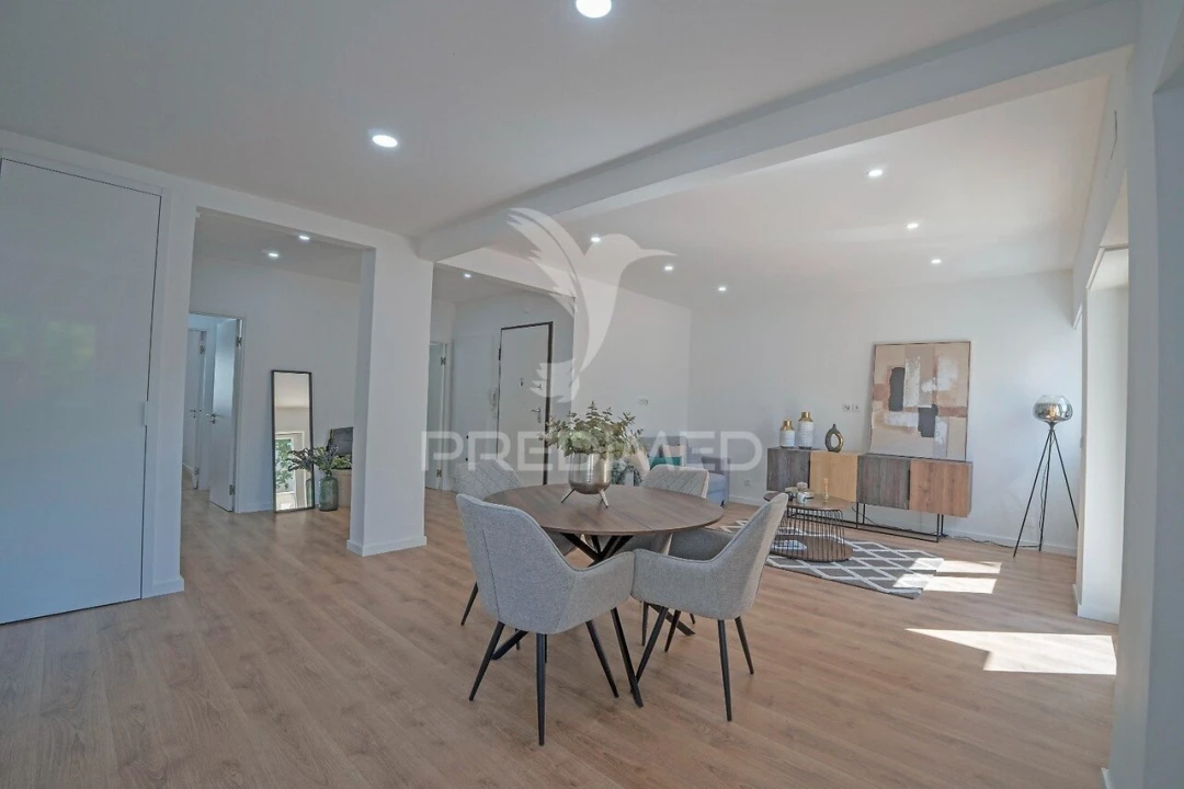 Apartamento T3 para Venda em Benfica Foto 16