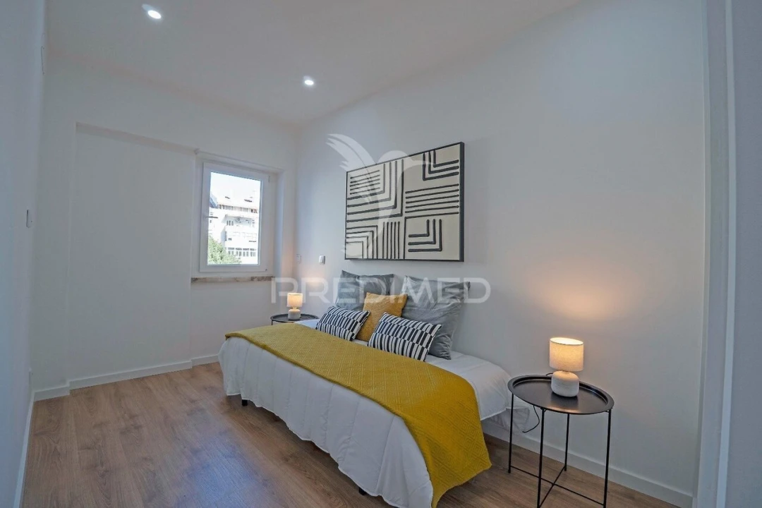 Apartamento T3 para Venda em Benfica Foto 12