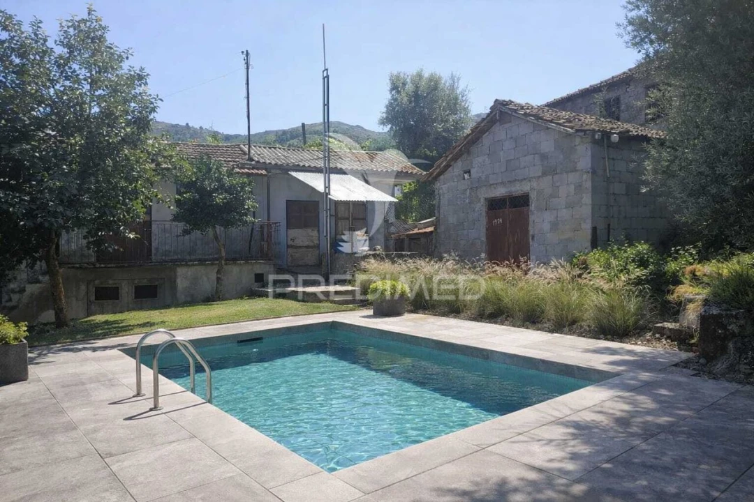 Moradia T4 para Venda em Guilhofrei Foto 1