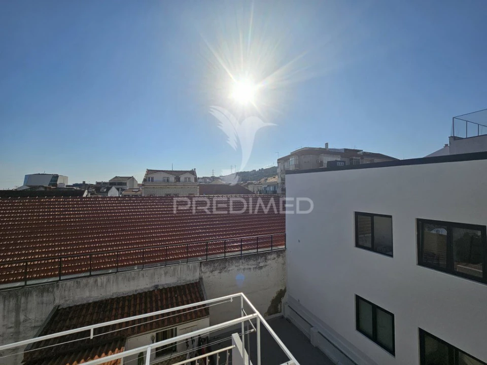 Apartamento T2 para Venda em Vila Franca de Xira Foto 29