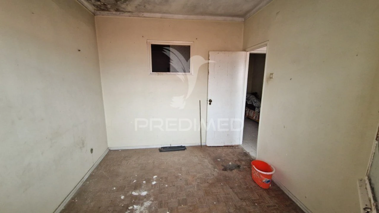 Apartamento T2 para Venda em Vila Franca de Xira Foto 14