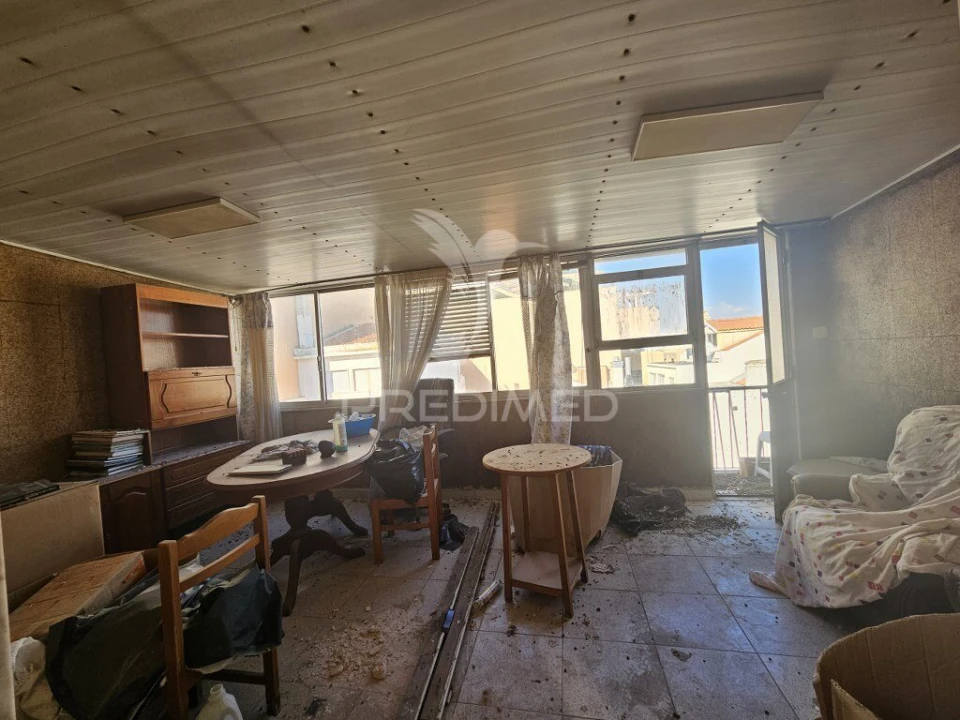 Apartamento T2 para Venda em Vila Franca de Xira Foto 1