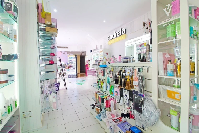 Loja para Venda em Albufeira e Olhos de Água Foto 8