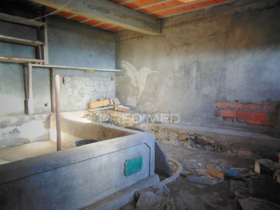 Moradia T7 para Venda em Abaças Foto 12