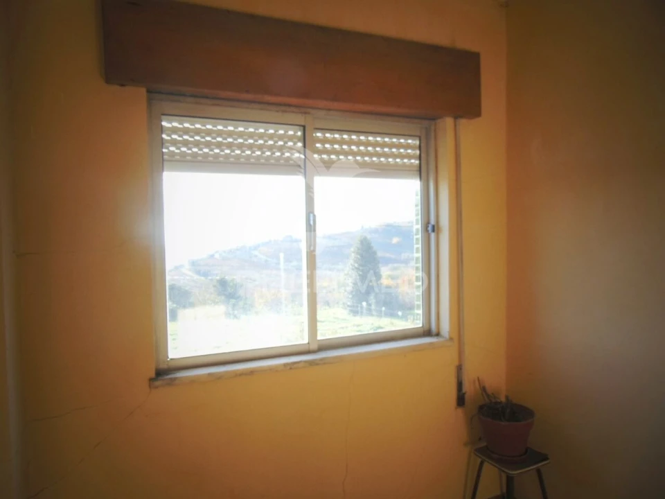 Moradia T7 para Venda em Abaças Foto 25