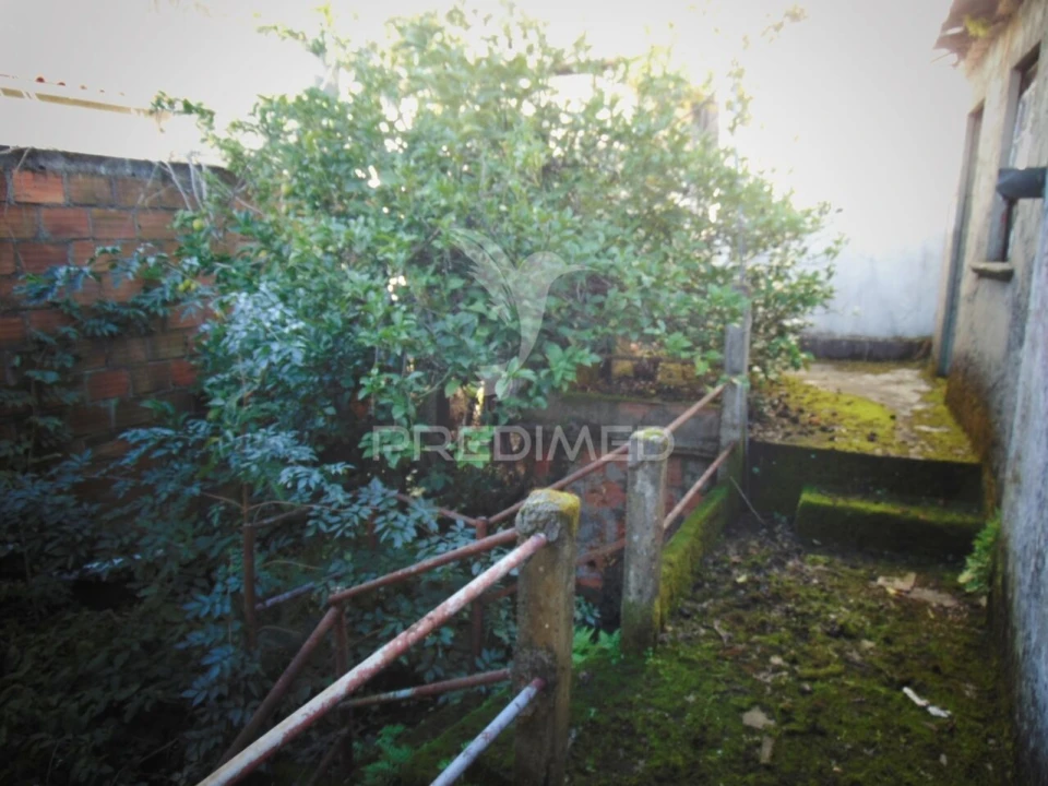 Moradia T7 para Venda em Abaças Foto 32