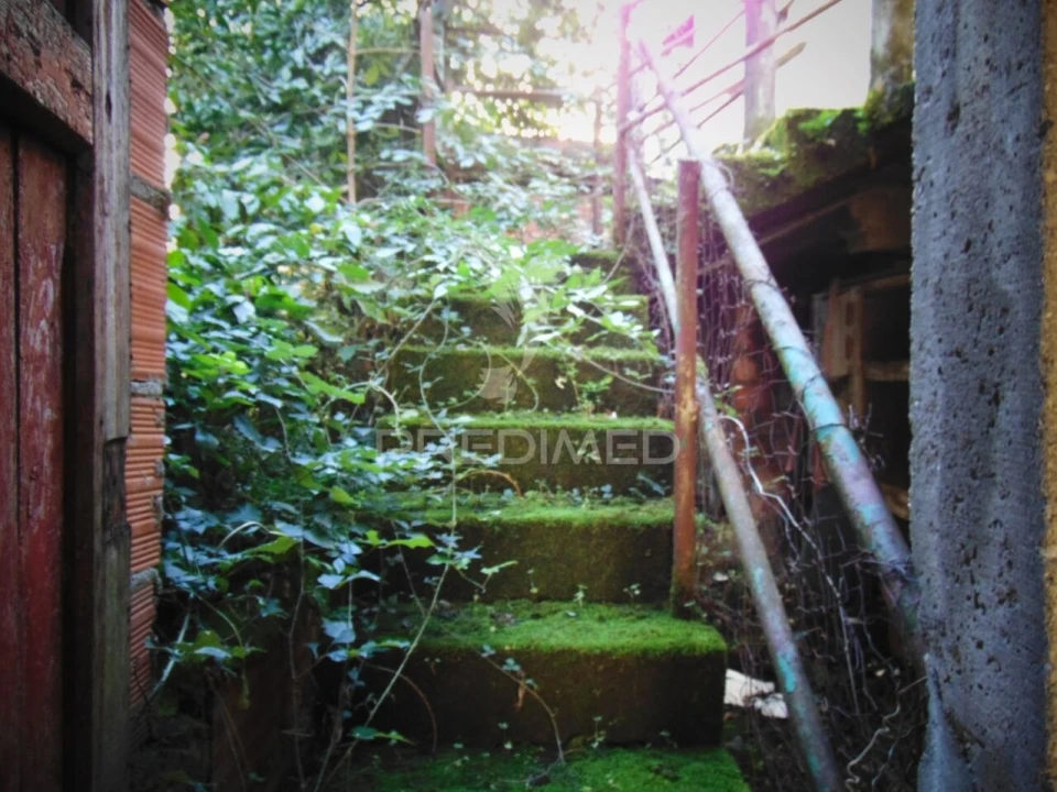 Moradia T7 para Venda em Abaças Foto 17