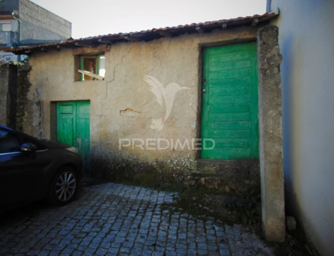 Moradia T7 para Venda em Abaças Foto 8