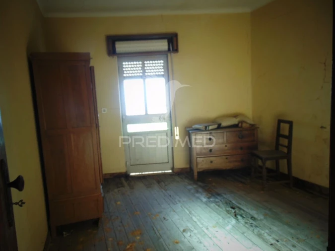 Moradia T7 para Venda em Abaças Foto 27