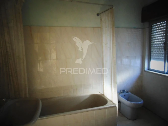 Moradia T7 para Venda em Abaças Foto 26