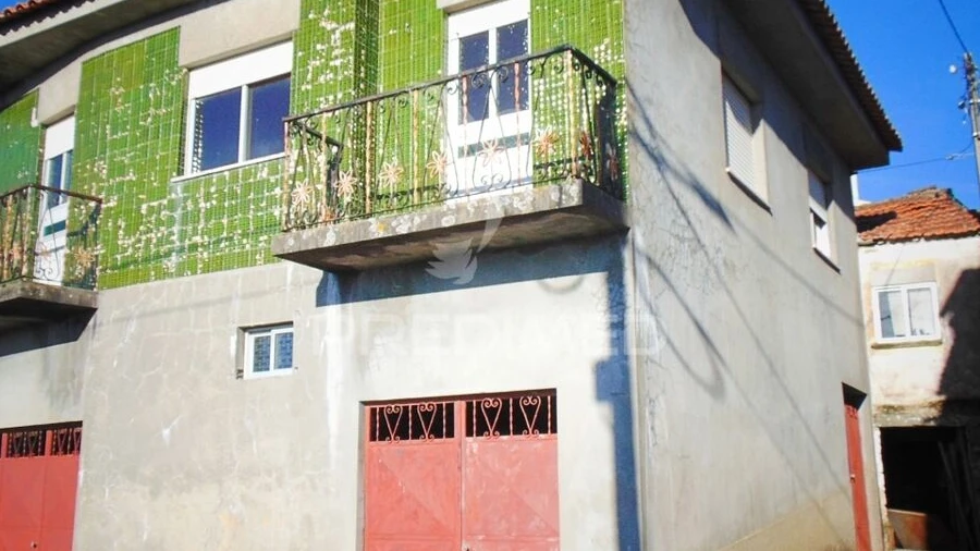 Moradia T7 para Venda em Abaças