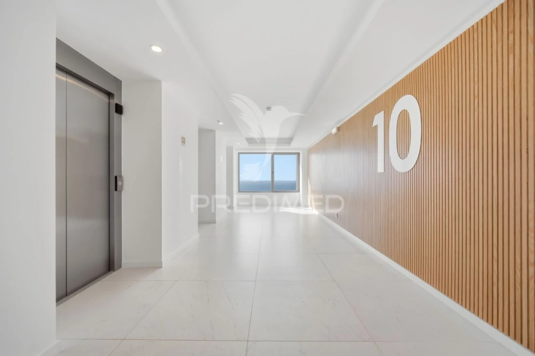 Apartamento T2 para Venda em São Martinho Foto 7