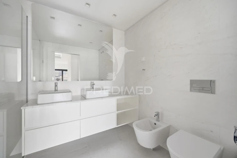 Apartamento T2 para Venda em São Martinho Foto 12