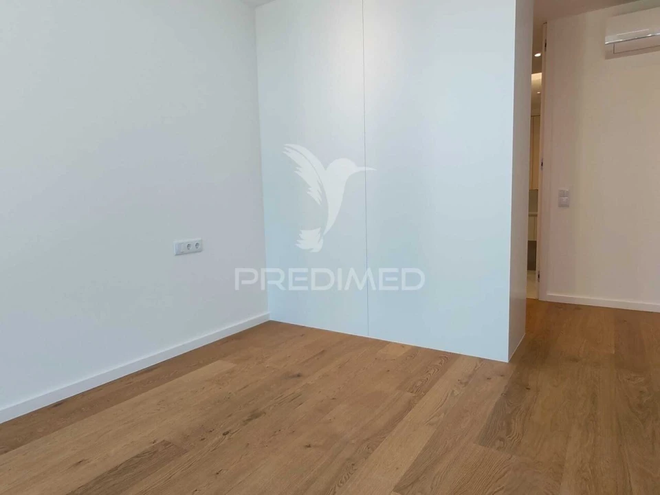 Apartamento T4 para Venda em Canidelo Foto 16