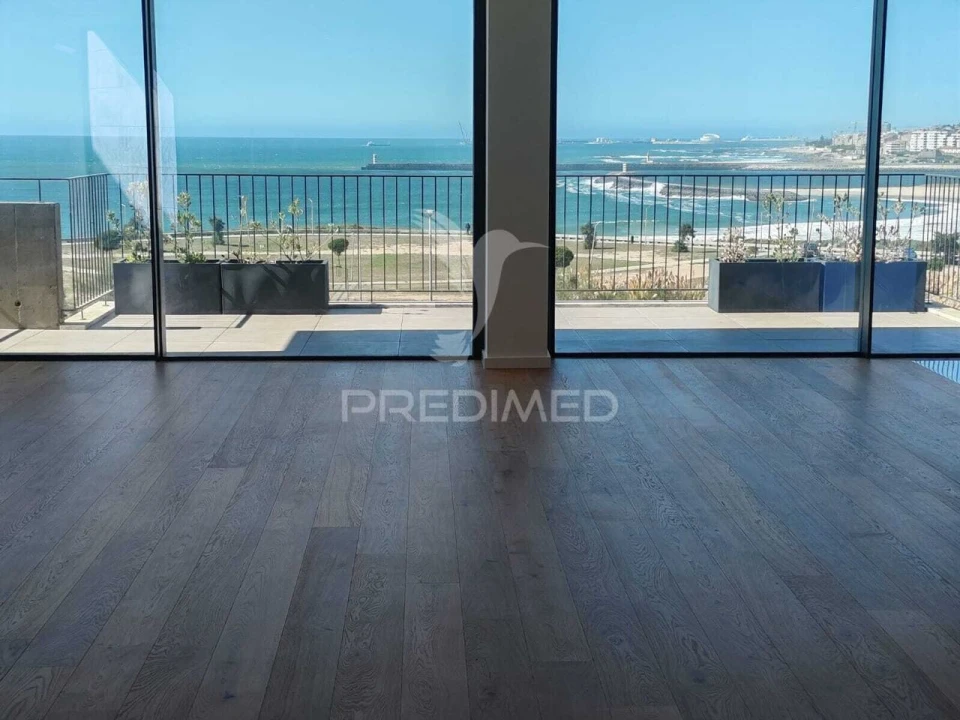 Apartamento T4 para Venda em Canidelo Foto 1