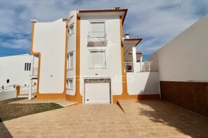 Moradia T3 para Venda em Ericeira