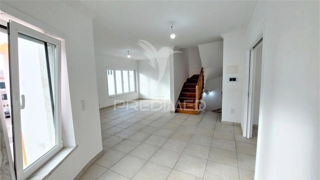 Moradia T3 para Venda em Ericeira Foto 7