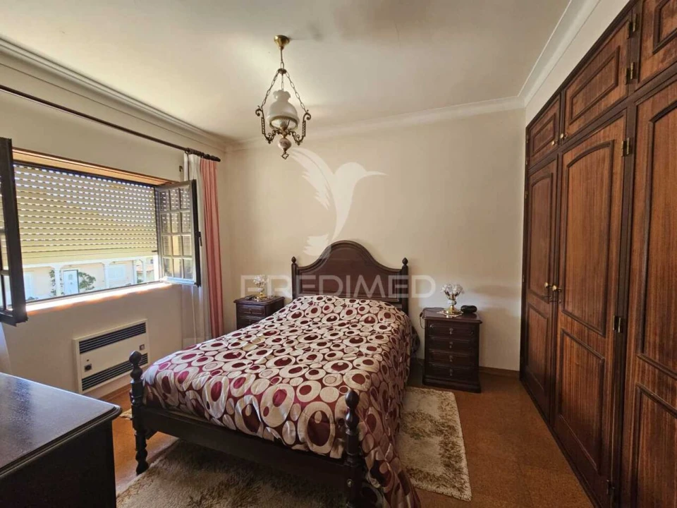 Moradia T3 para Venda em Nossa Senhora do Pranto Foto 5