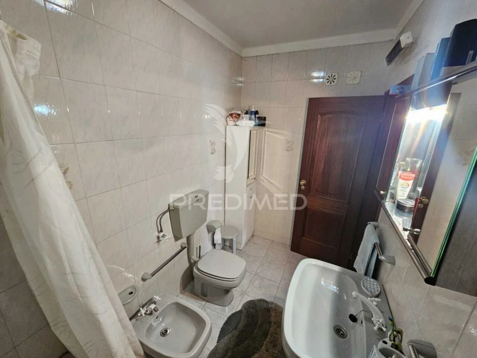 Moradia T3 para Venda em Nossa Senhora do Pranto Foto 9