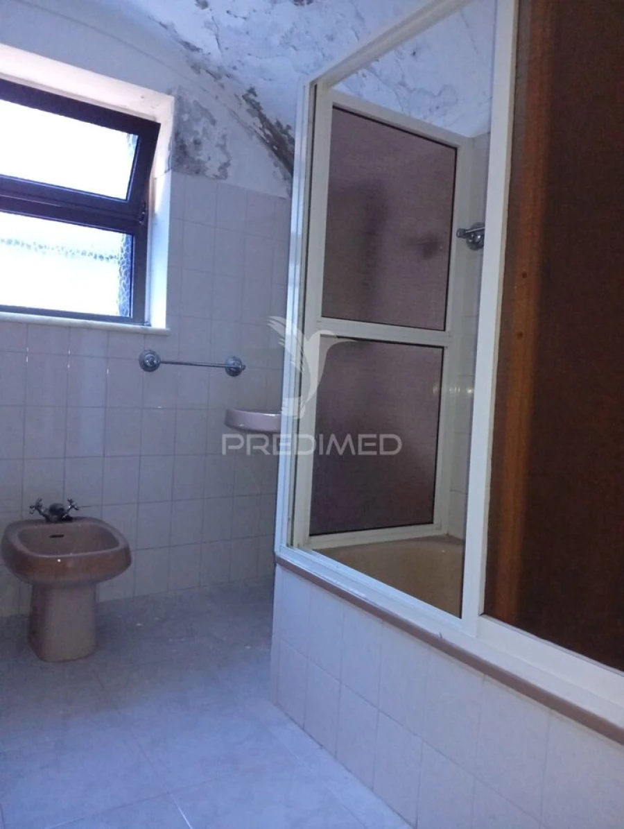 Moradia T5 para Venda em Nossa Senhora da Conceição e São Bartolomeu Foto 11