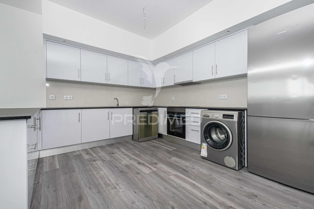 Apartamento T2 para Venda em Azambuja Foto 7