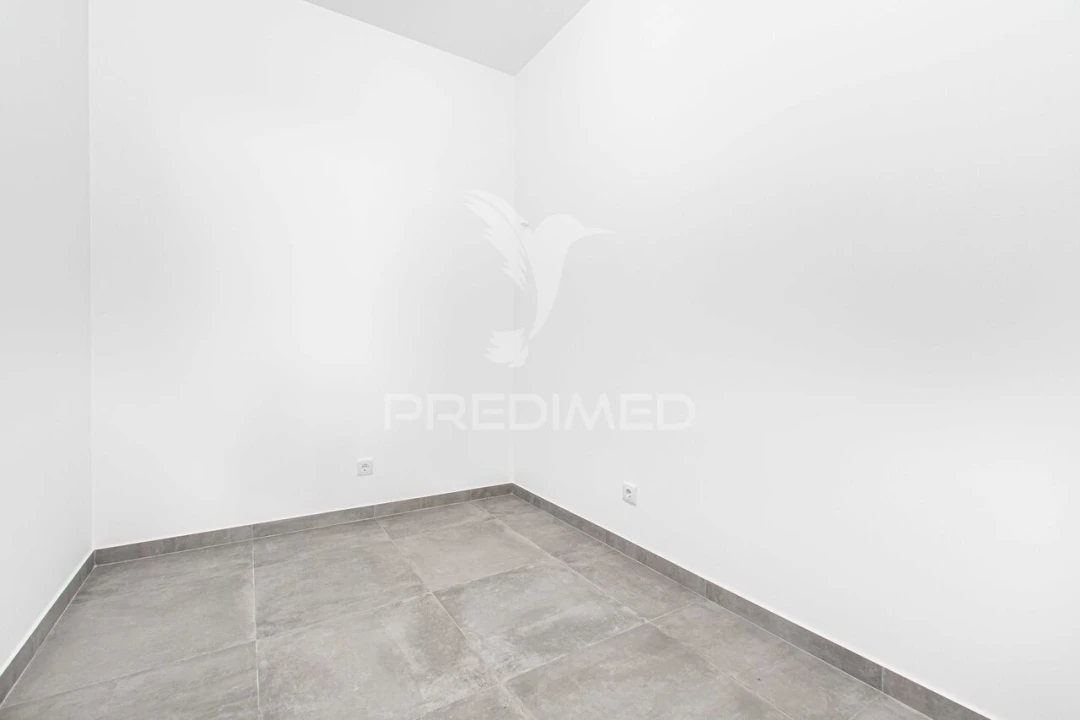 Apartamento T2 para Venda em Azambuja Foto 11