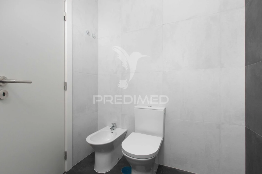 Apartamento T2 para Venda em Azambuja Foto 14