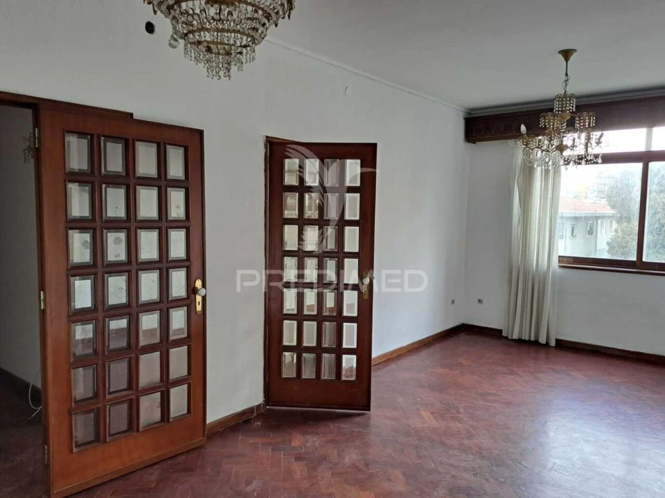 Apartamento T3 para Venda em Bonfim Foto 9