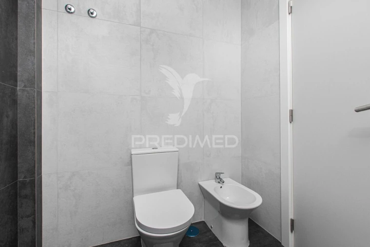 Apartamento T2 para Venda em Azambuja Foto 8