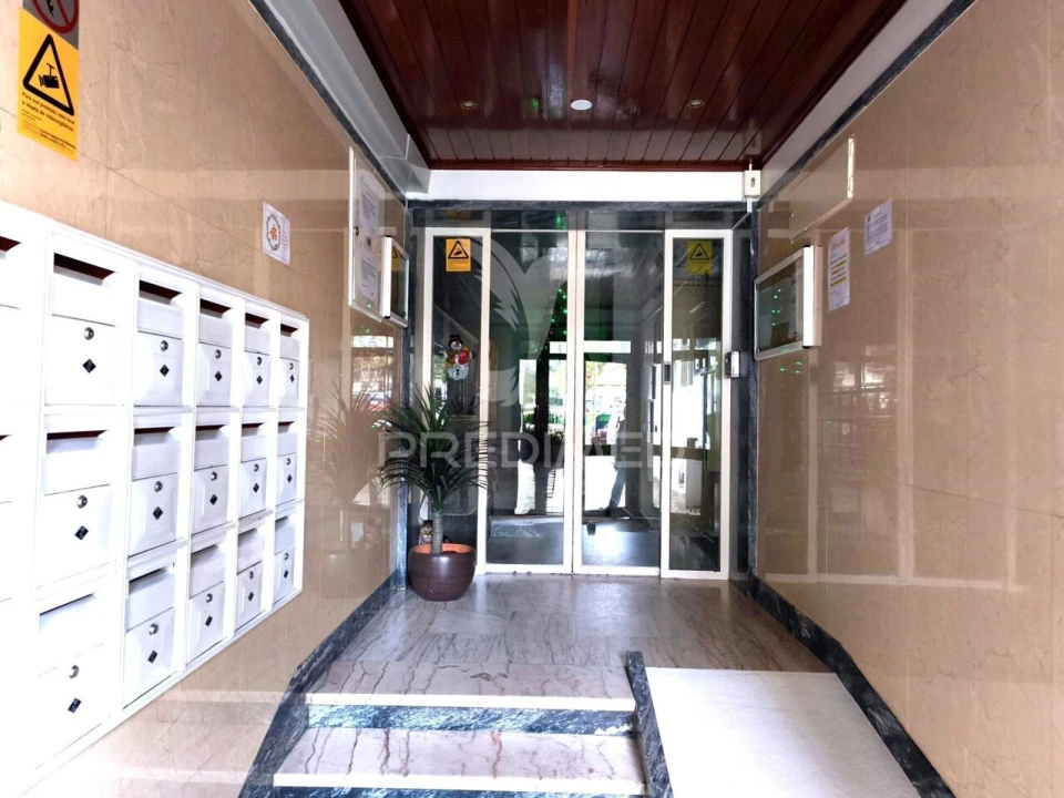 Apartamento T3 para Venda em Mina de Água Foto 24