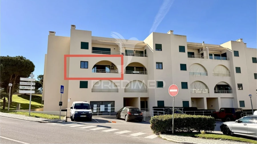 Apartamento T1 para Venda em Guia Foto 4