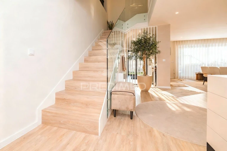 Moradia T3 para Venda em Turiz Foto 3