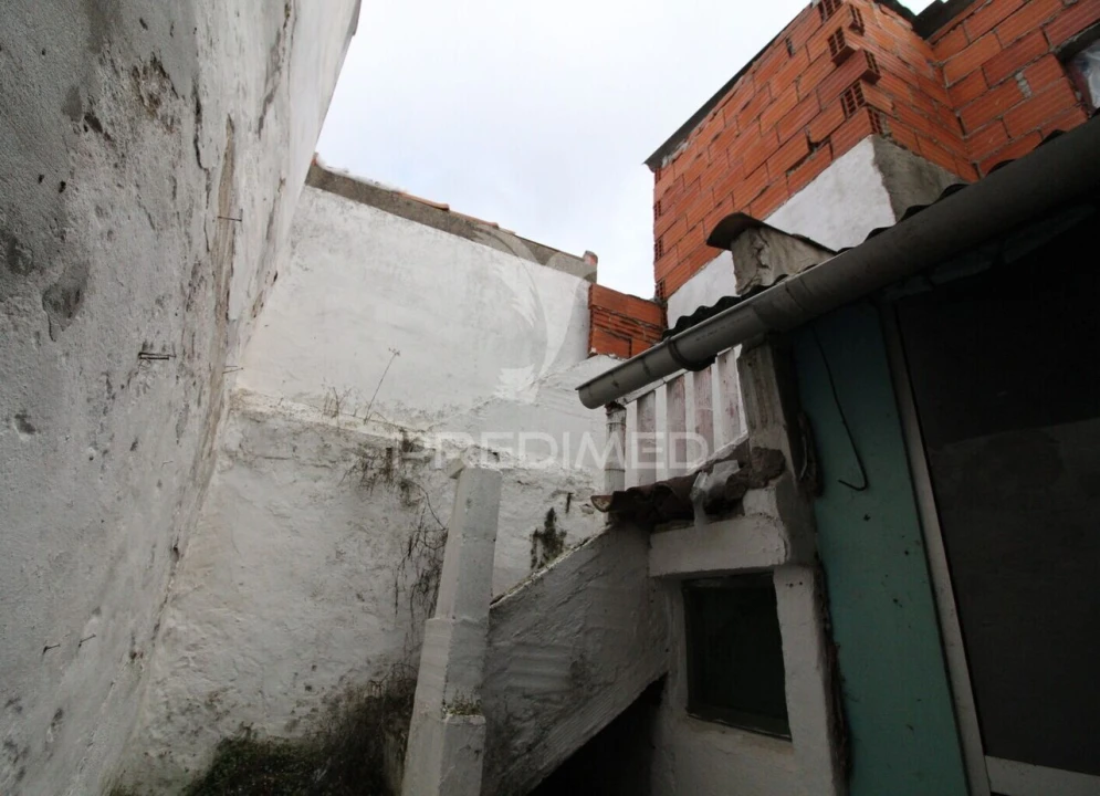 Moradia T2 para Venda em Casa Branca Foto 16