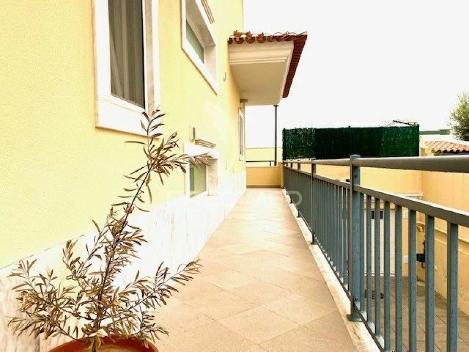 Moradia T4 para Venda em Santa Iria de Azoia, São João da Talha e Bobadela Foto 17