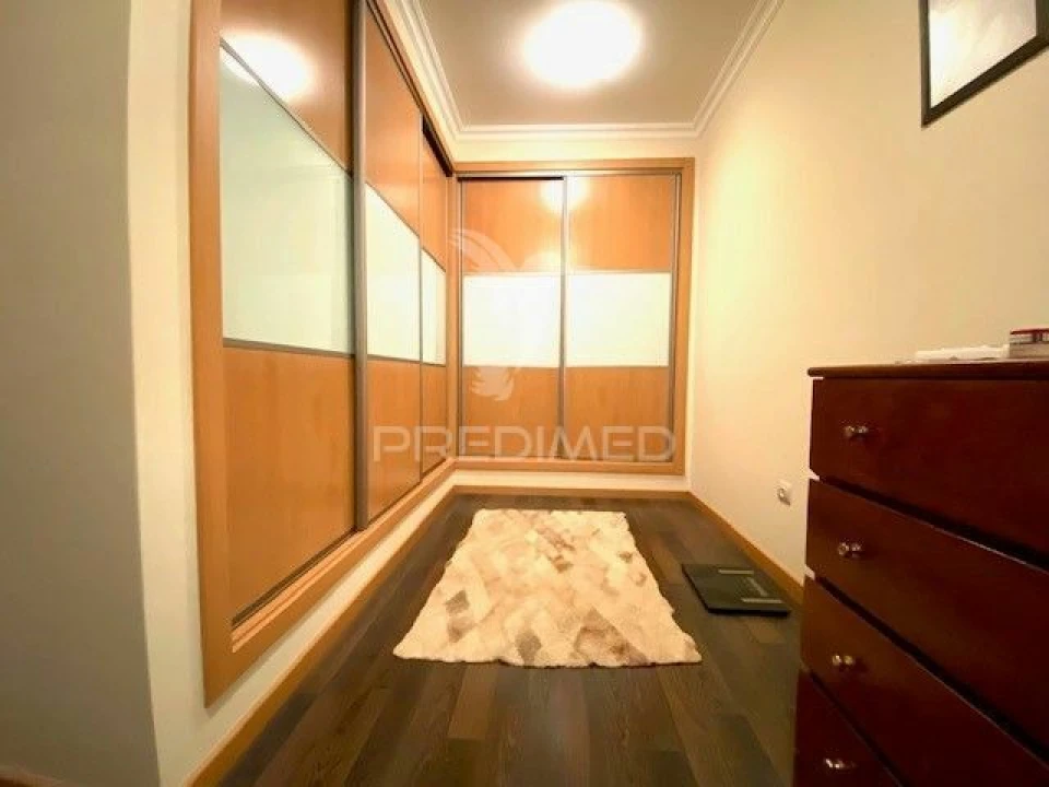 Moradia T4 para Venda em Santa Iria de Azoia, São João da Talha e Bobadela Foto 5