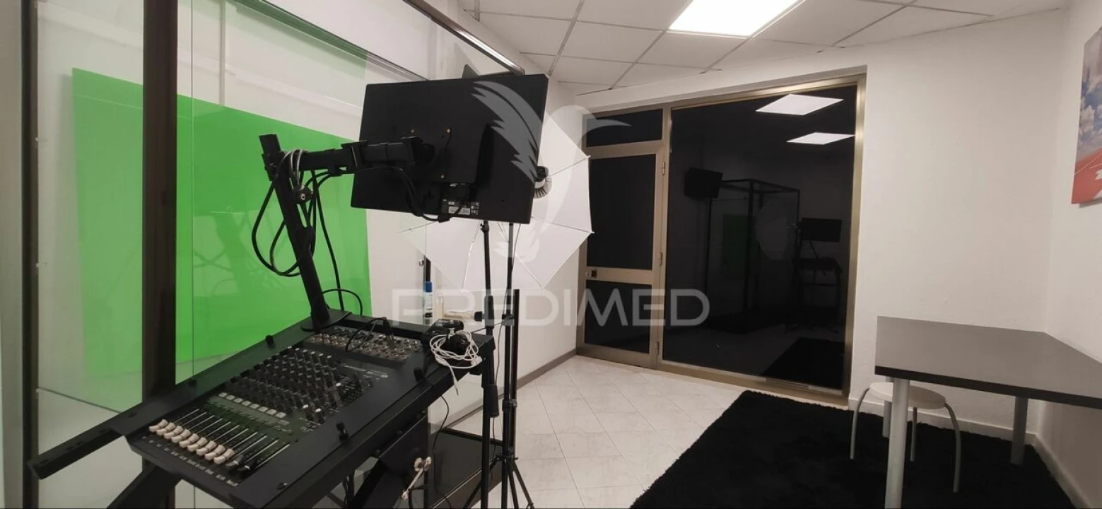 Loja para Venda em Alverca do Ribatejo e Sobralinho Foto 7