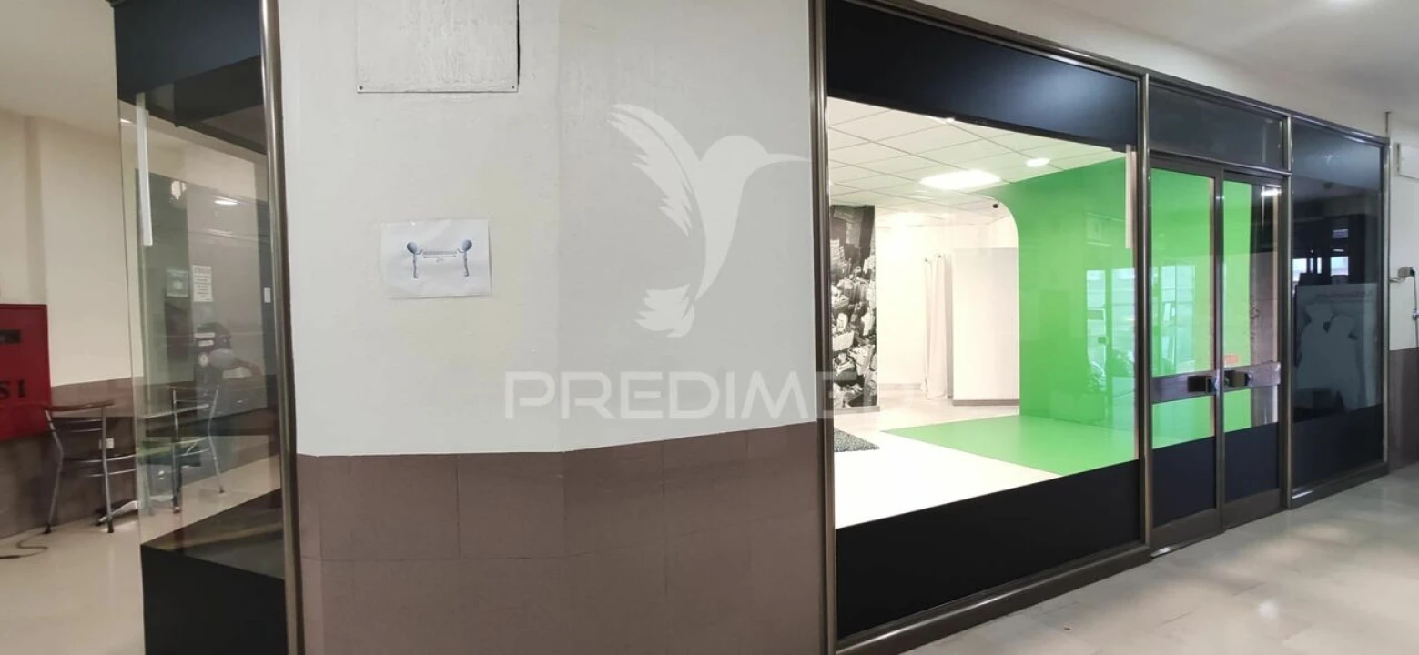 Loja para Venda em Alverca do Ribatejo e Sobralinho Foto 11