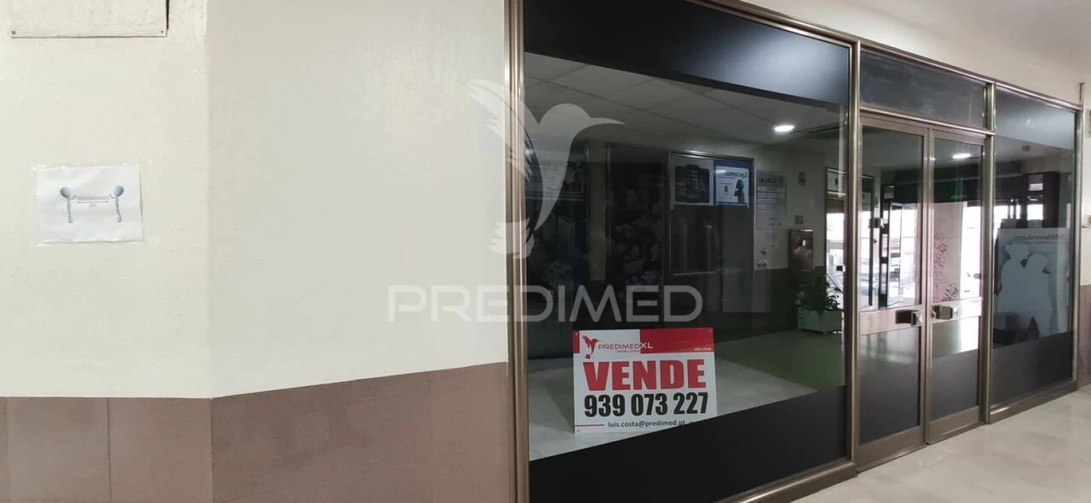 Loja para Venda em Alverca do Ribatejo e Sobralinho Foto 12