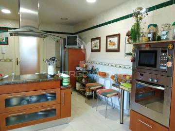Moradia T4 para Venda em Carreço