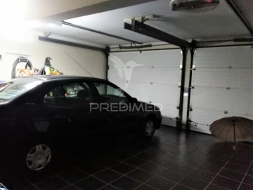 Moradia T4 para Venda em Carreço