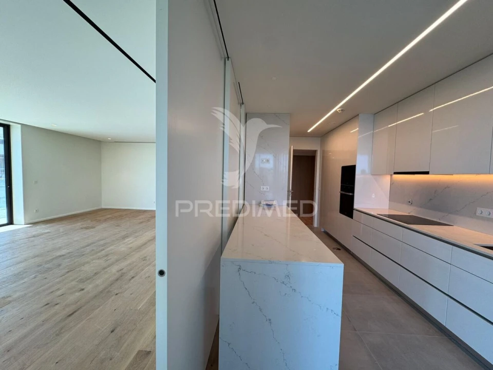 Apartamento T4 para Venda em Canidelo Foto 18