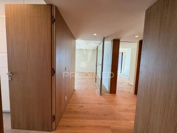 Apartamento T4 para Venda em Canidelo