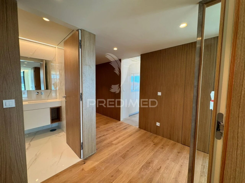 Apartamento T4 para Venda em Canidelo Foto 27