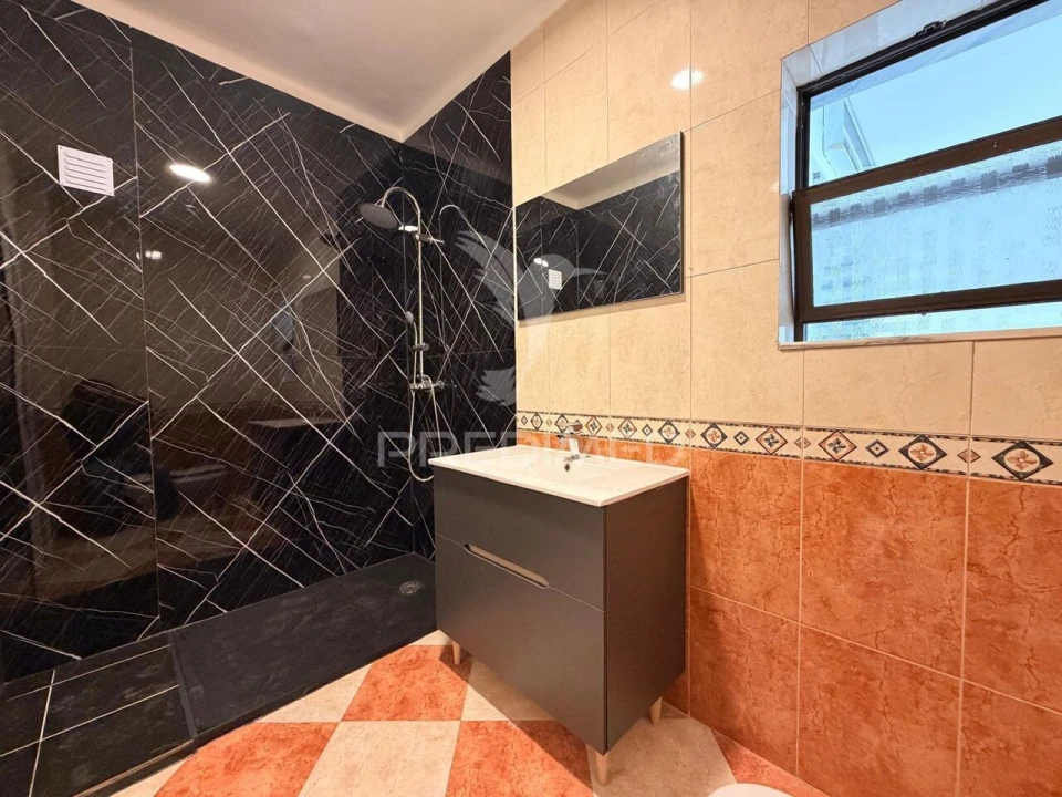 Apartamento T4 para Venda em Setubal (São Sebastião) Foto 25