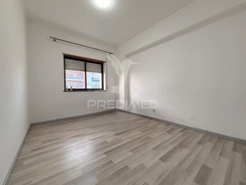 Apartamento T4 para Venda em Setubal (São Sebastião)